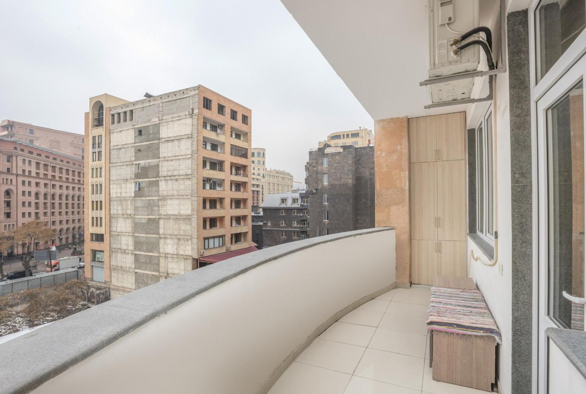 2 Bedrooms 2 Bathrooms Large And Lux Apartment Best Location Jerevan Exteriör bild